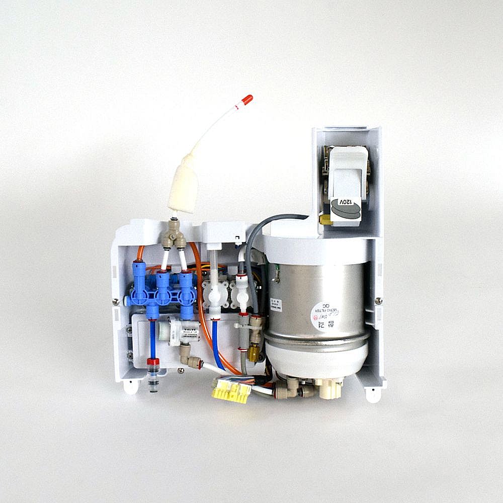 Refrigerator Water Reservoir and Filter Head Assembly